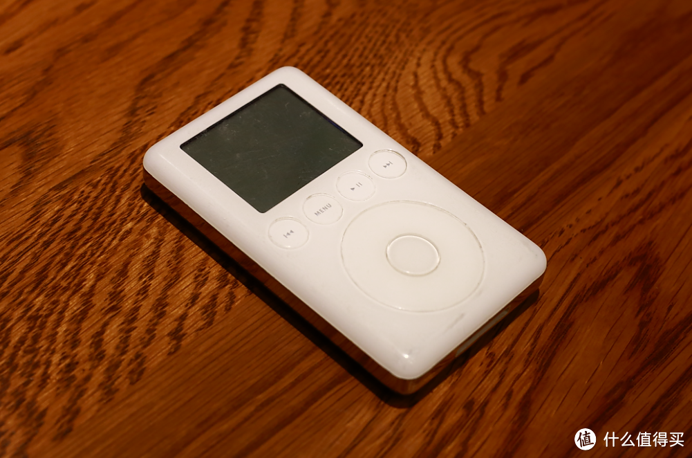 真正意义的“上古神器”，苹果品牌翻身之作：ipod 第三代
