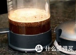 法压壶，又名泡茶器，顾名思义就是泡而已