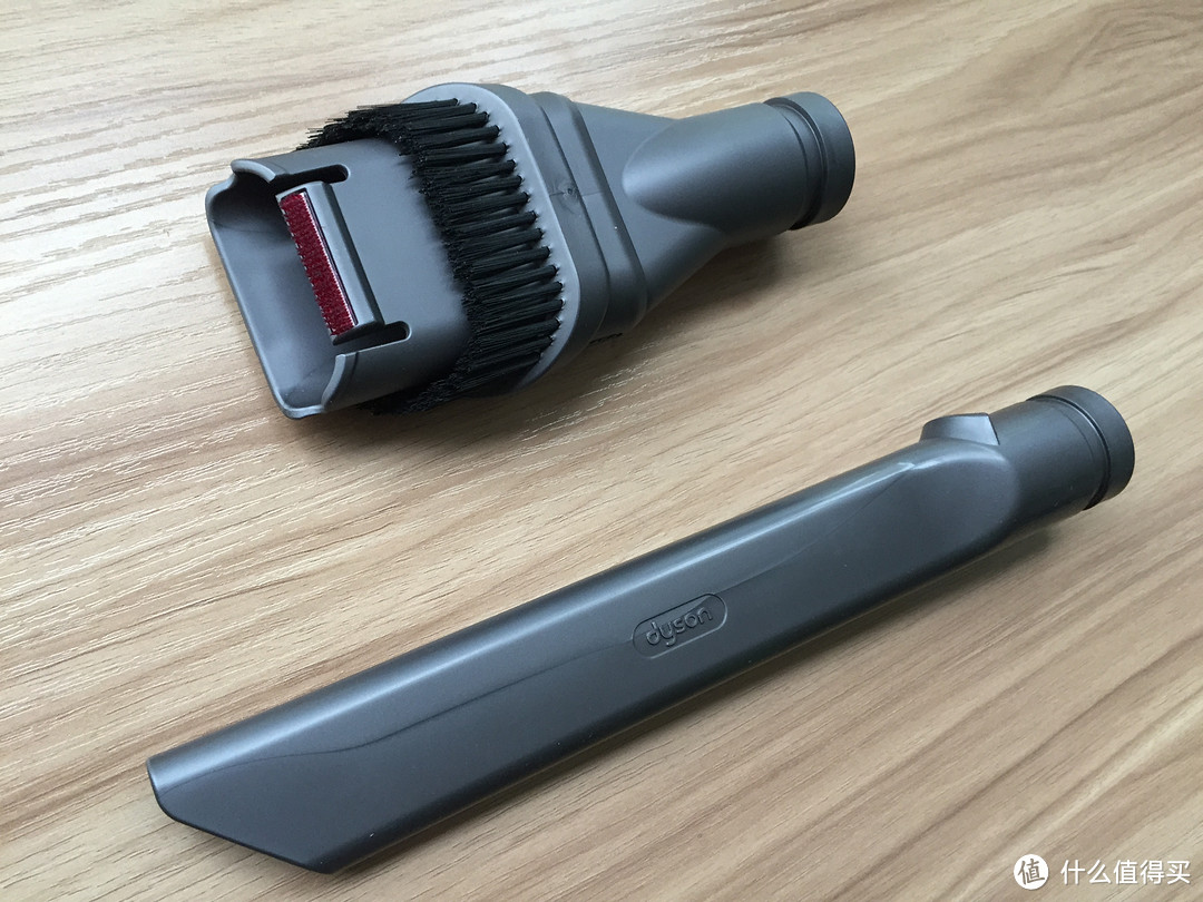 家务劳动新玩具：Dyson 戴森 Digital Slim DC44 手持式吸尘器