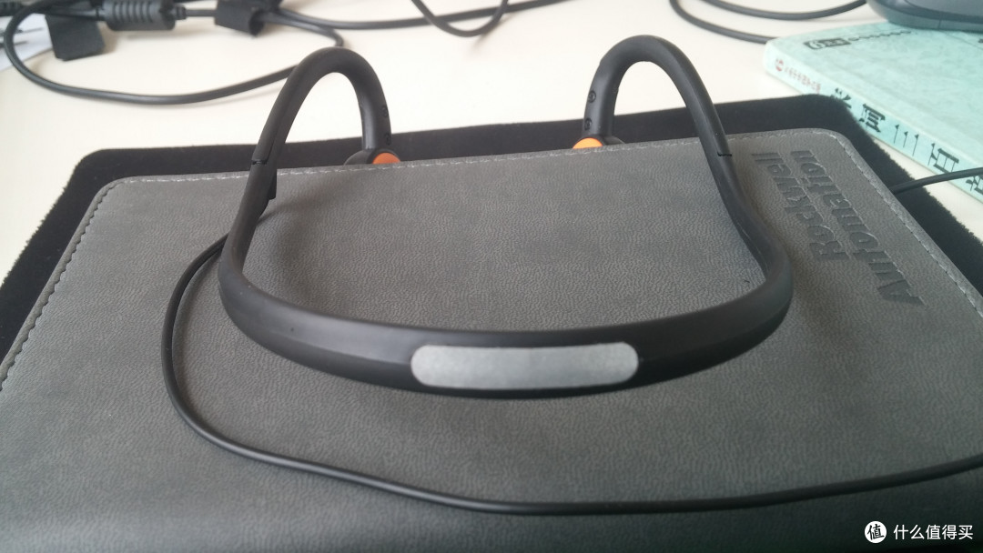 aftershokz AS320 骨传导运动耳机