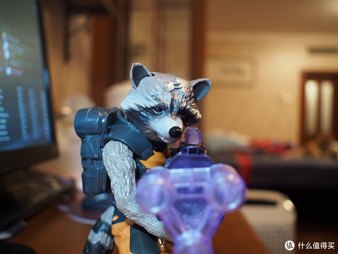 为干脆面代言！Marvel 银河护卫队 Rocket Raccoon 火箭浣熊玩具