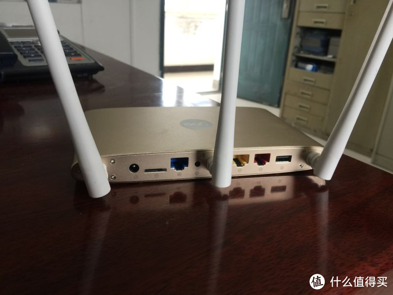 HiWiFi 极路由3 开箱及使用经验