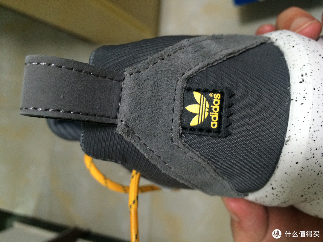 那一抹骚黄:adidas 阿迪达斯 Originals 三叶草 SL Loop TR 男款复古跑鞋