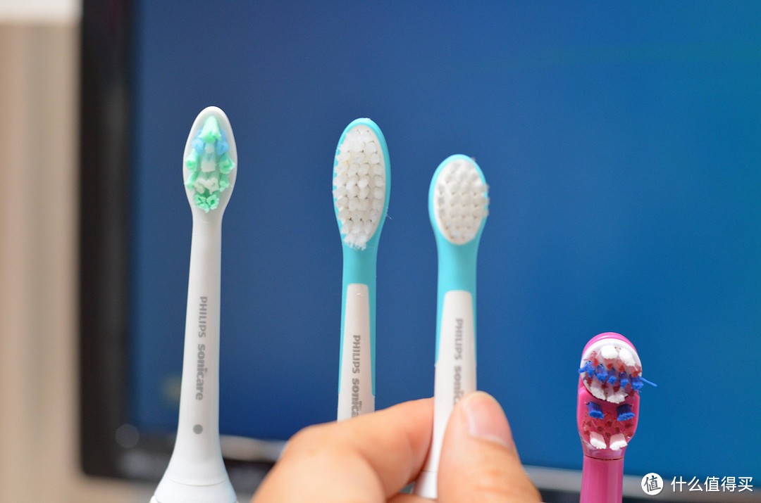 幼儿牙刷，三种幼童牙刷的对比及建议，HX6311，欧乐B一次性以及日本minimum