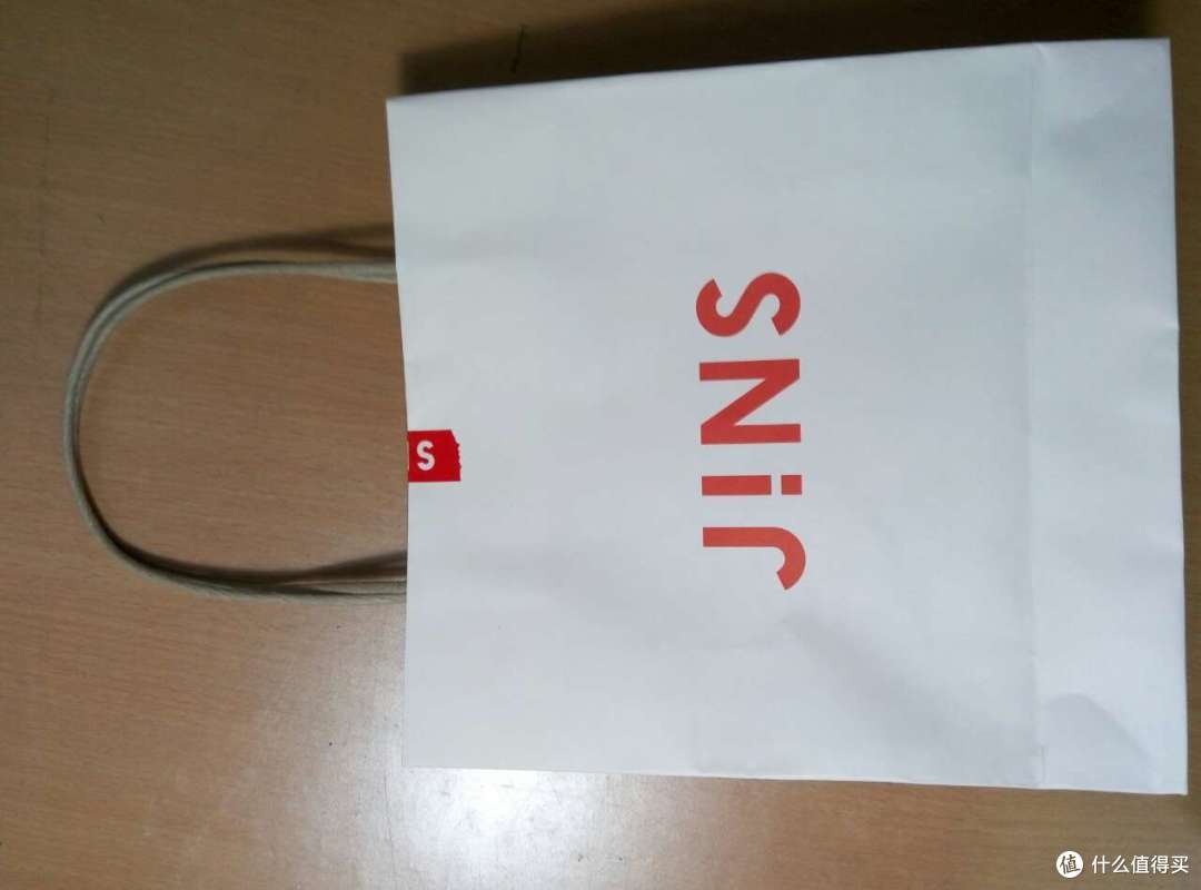自从有了你,我的世界都变黄了:实体店入手晴姿防蓝光近视镜