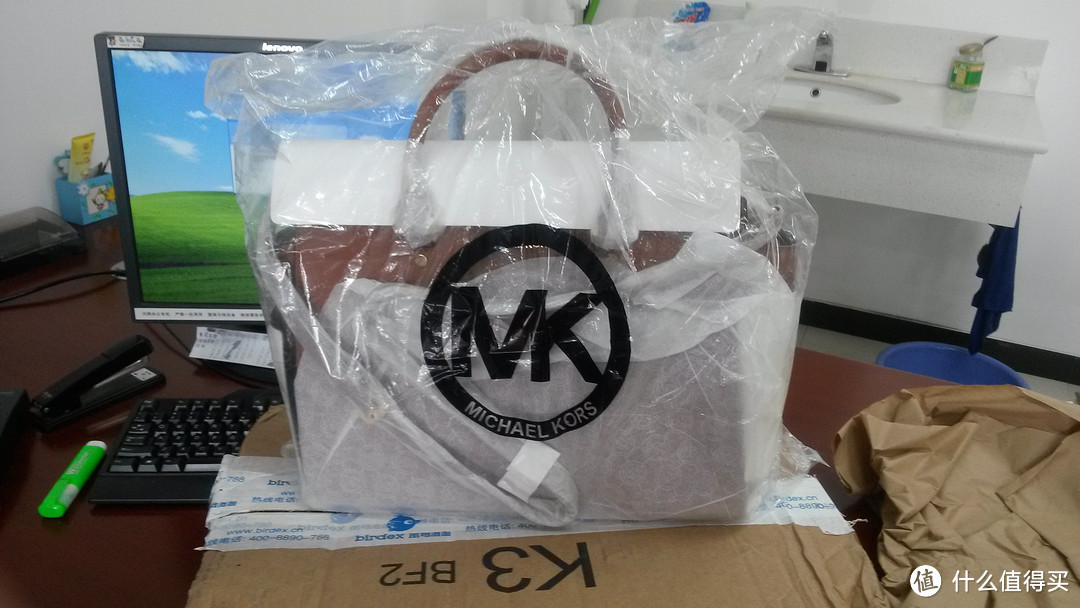 超低价购入的 MICHAEL KORS 大号耳朵包