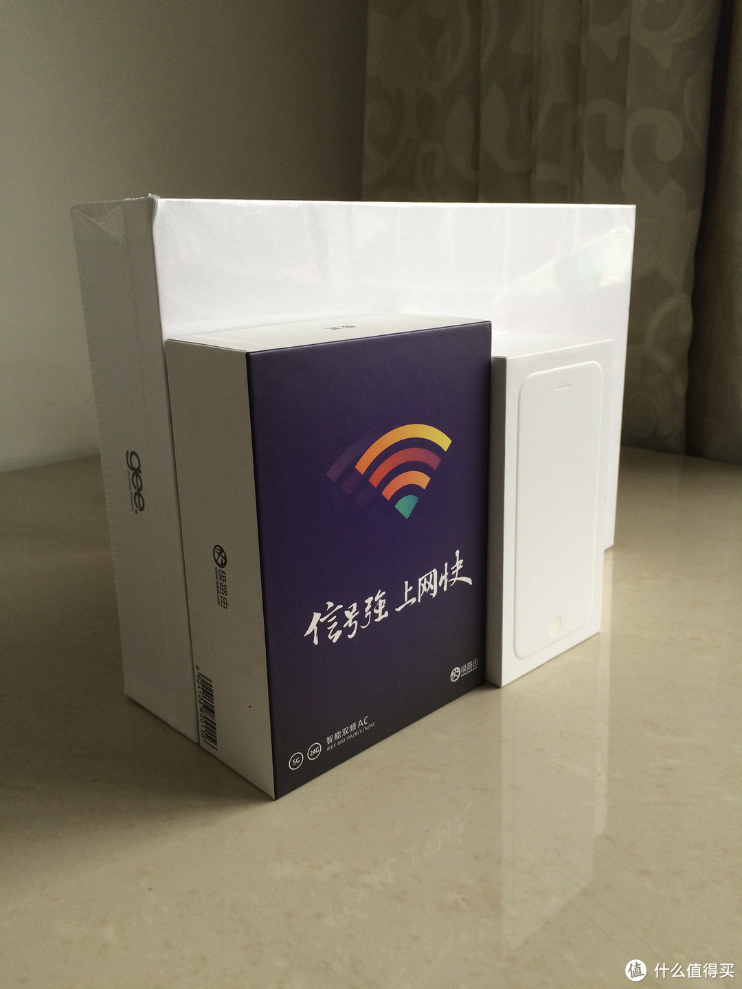 速度是唯一：HiWiFi 极路由 HC5861 极3 智能无线路由器 开箱简测