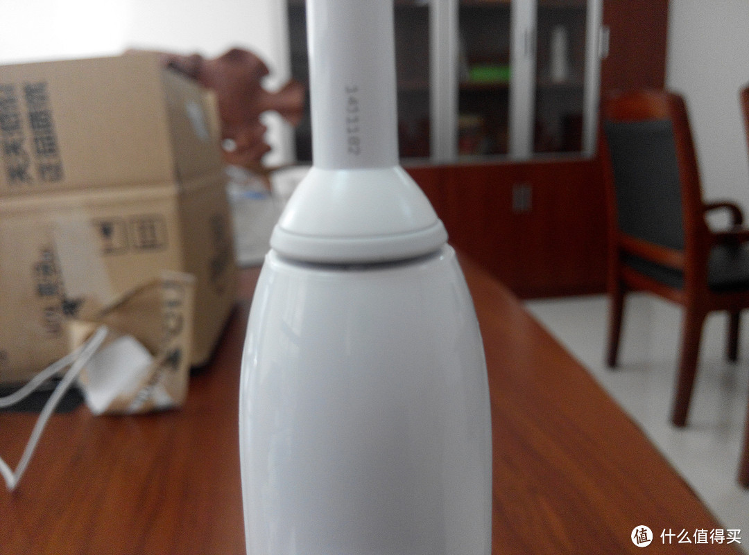 PHILIPS 飞利浦 HX6730 电动牙刷及狮王牙膏