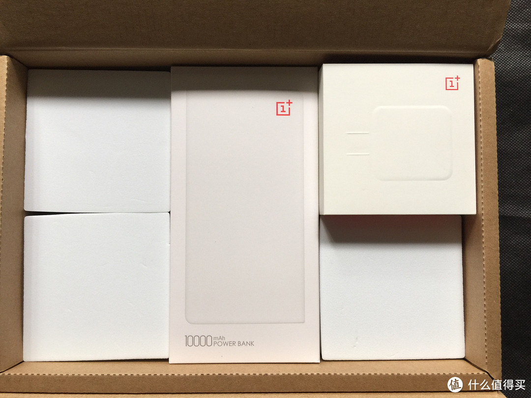 OnePlus 一加 来电 移动电源 砂岩黑 & 一加插头