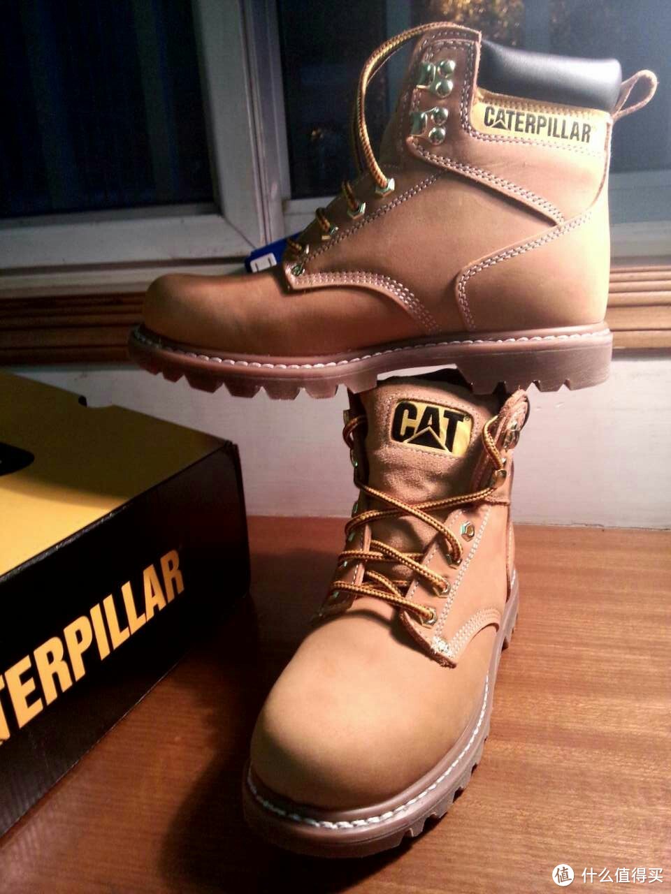 来自大洋彼岸的拖拉机：Caterpillar 卡特彼勒 2nd Shift 6" Plain Soft Toe Boot 经典大黄靴入手记