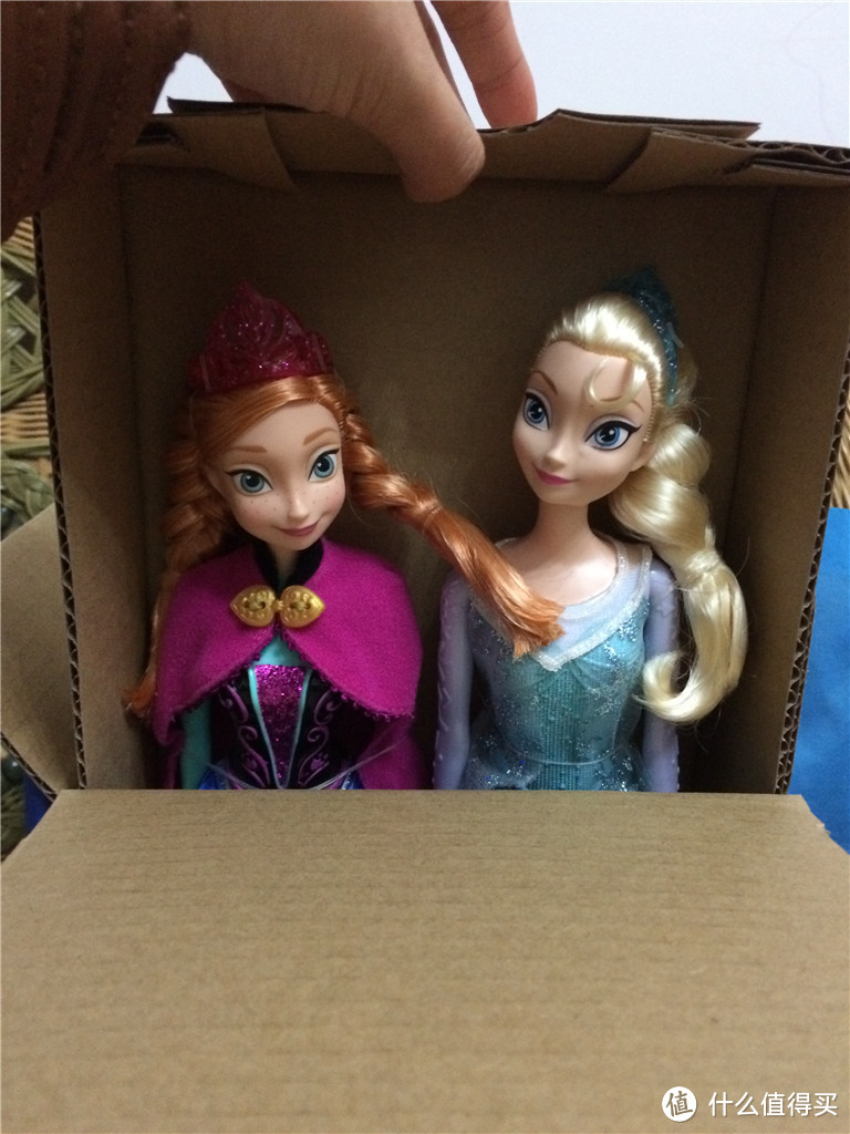 全世界都是冰雪奇缘控：Mattel 美泰 Anna and Elsa 姐妹玩具