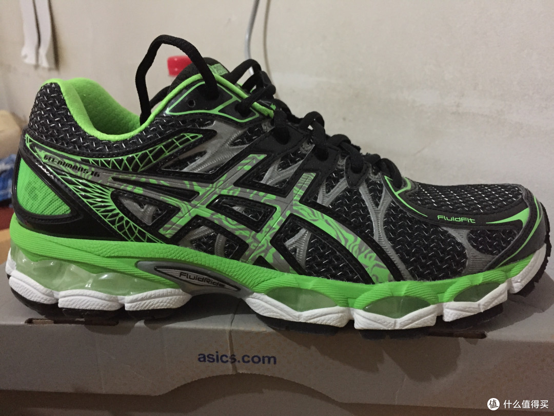 Asics 亚瑟士 GEL-Nimbus 16 Lite-Show 跑鞋