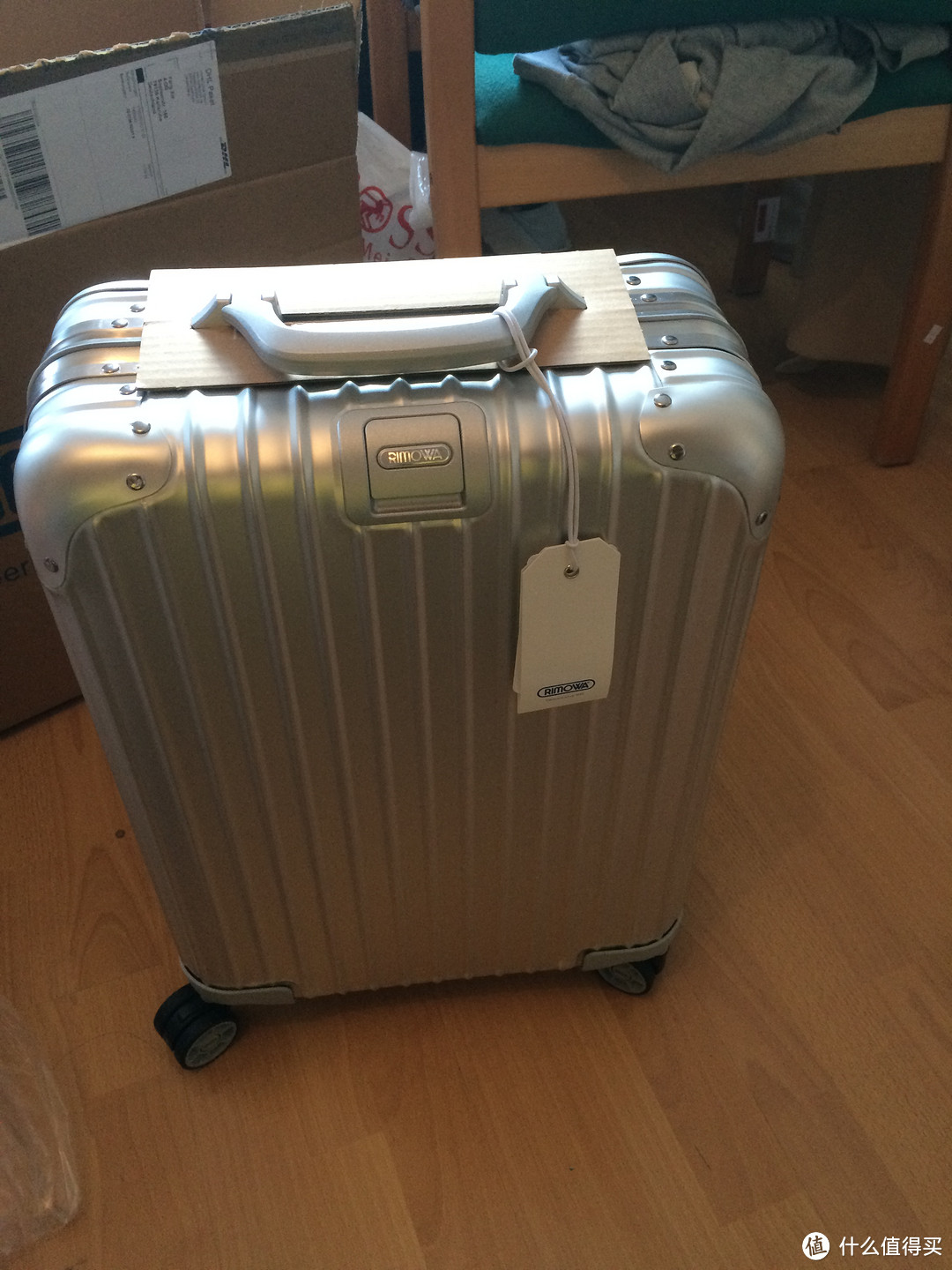 迟到八个月的开箱：Rimowa 日默瓦 Topas Trolley 52 拉杆箱