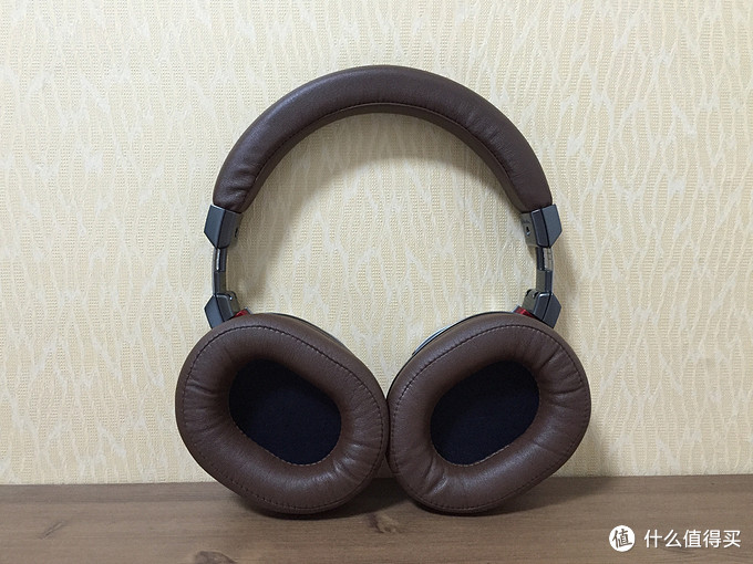 陌生人妻：audio-technica 铁三角 ATH-MSR7 头戴式耳机 开箱简评