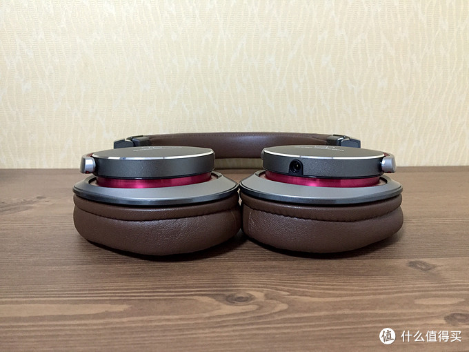 陌生人妻：audio-technica 铁三角 ATH-MSR7 头戴式耳机 开箱简评