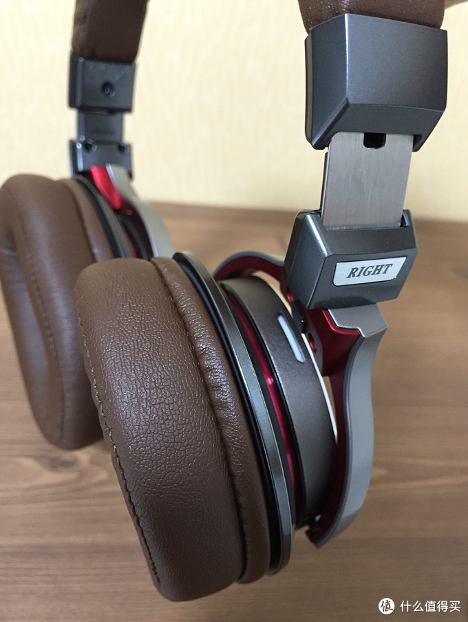 陌生人妻：audio-technica 铁三角 ATH-MSR7 头戴式耳机 开箱简评