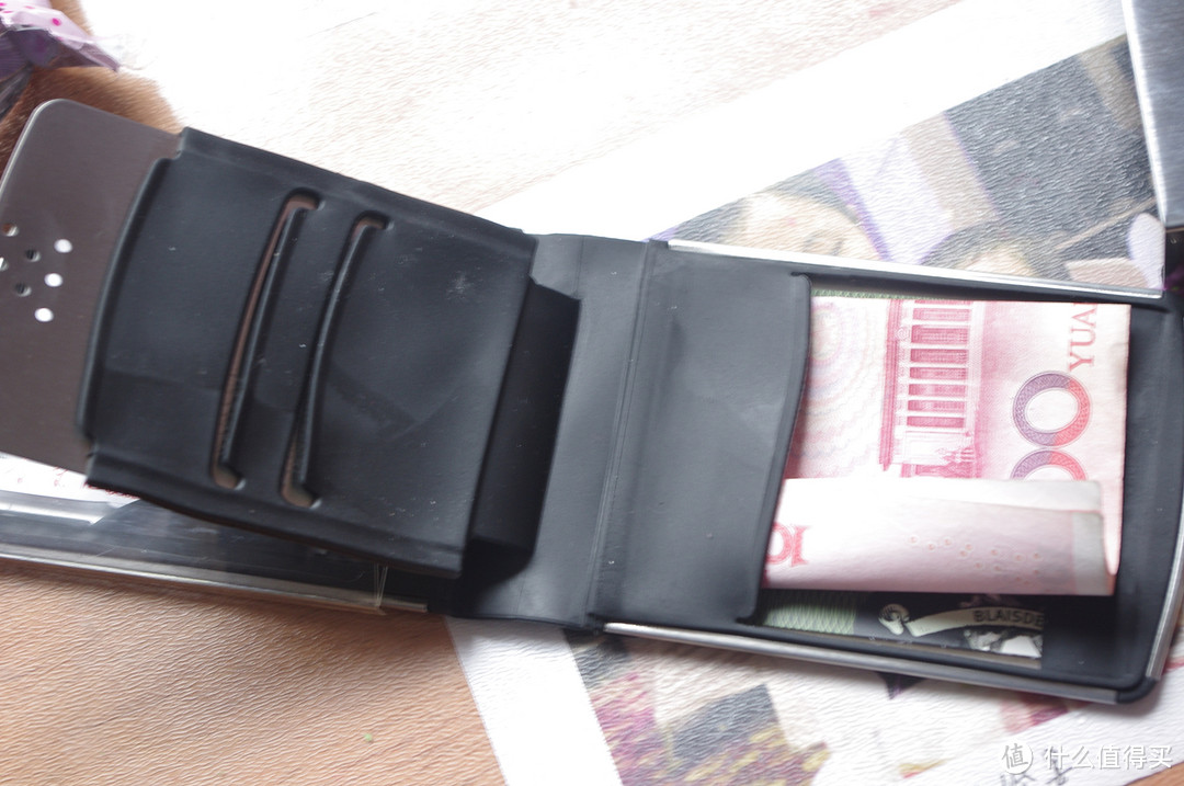奇怪的钱包：Zippo 芝宝不锈钢钱包