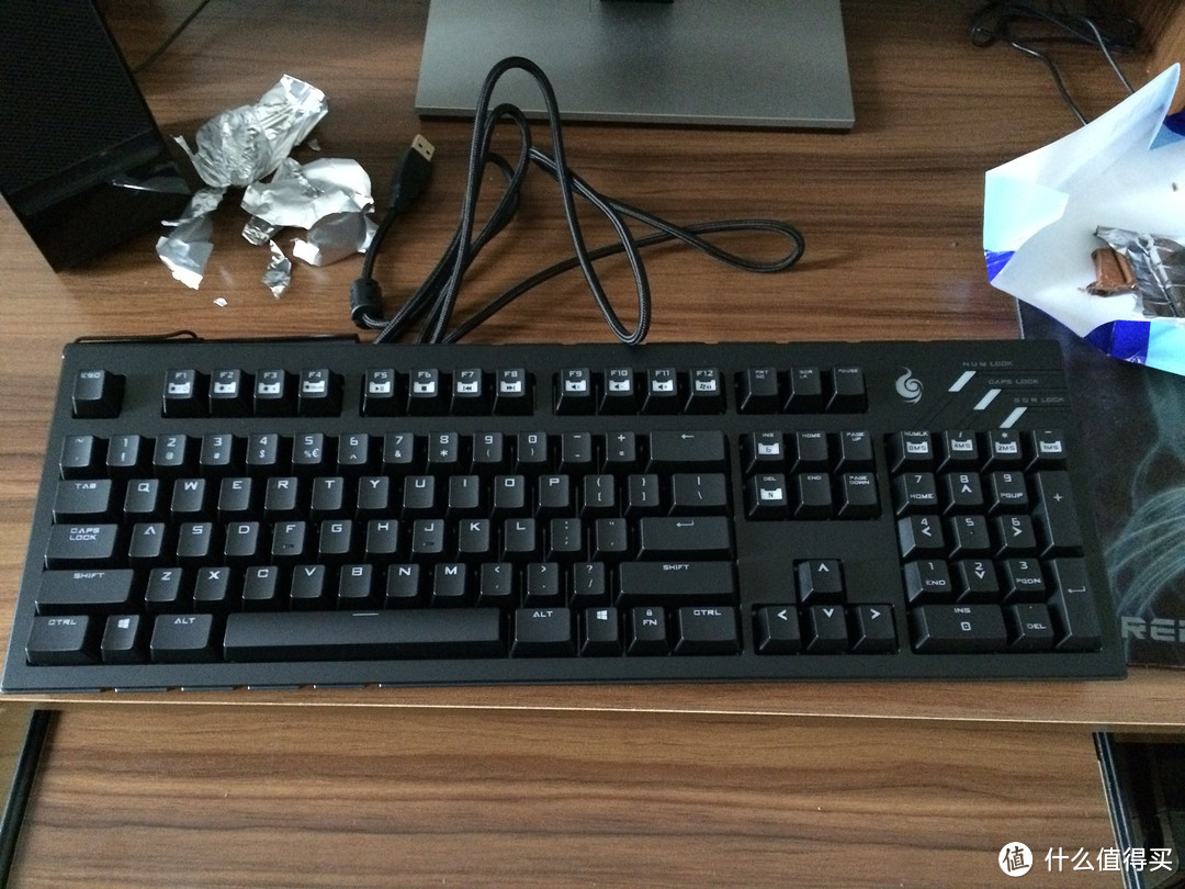 我的新键盘：CoolerMaster 酷冷至尊 烈焰枪 旗舰版 红轴 游戏机械键盘