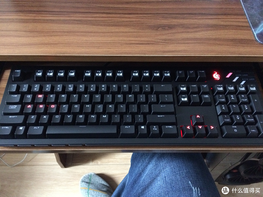 我的新键盘：CoolerMaster 酷冷至尊 烈焰枪 旗舰版 红轴 游戏机械键盘