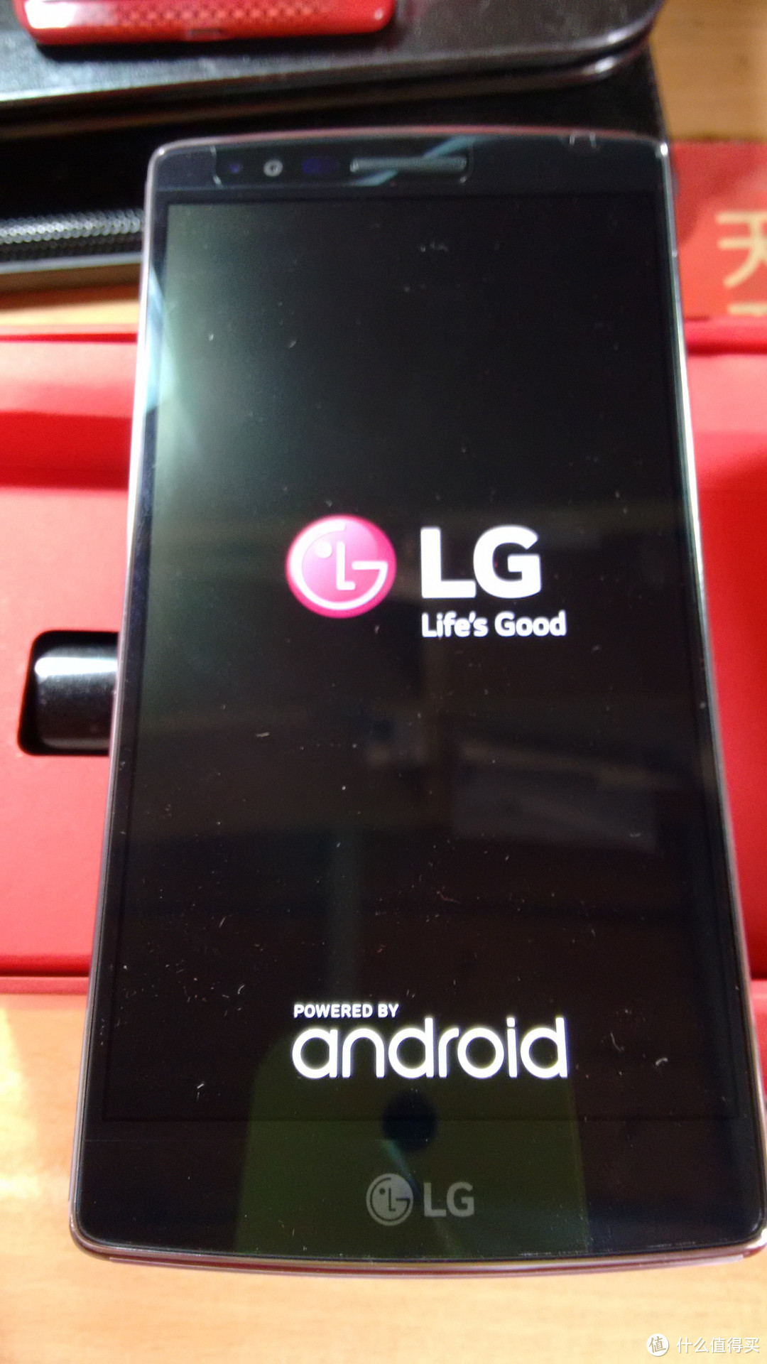 直男也有弯的一面：LG G Flex 2 曲面手机初体验