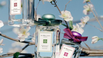 经典再现：Jo Malone 重启人气香氛系列 “Blue Skies & Blossoms”