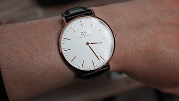 简约学院风：Daniel Wellington 丹尼尔•惠灵顿 腕表