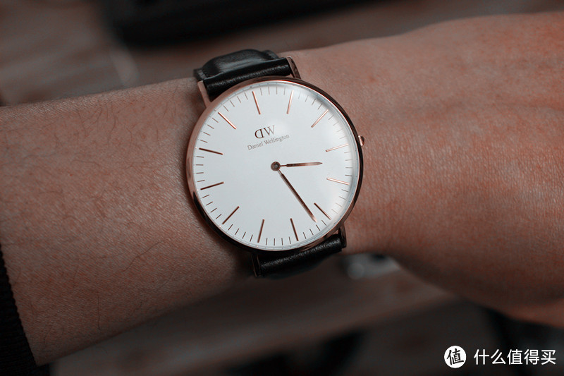 简约学院风：Daniel Wellington 丹尼尔•惠灵顿 腕表