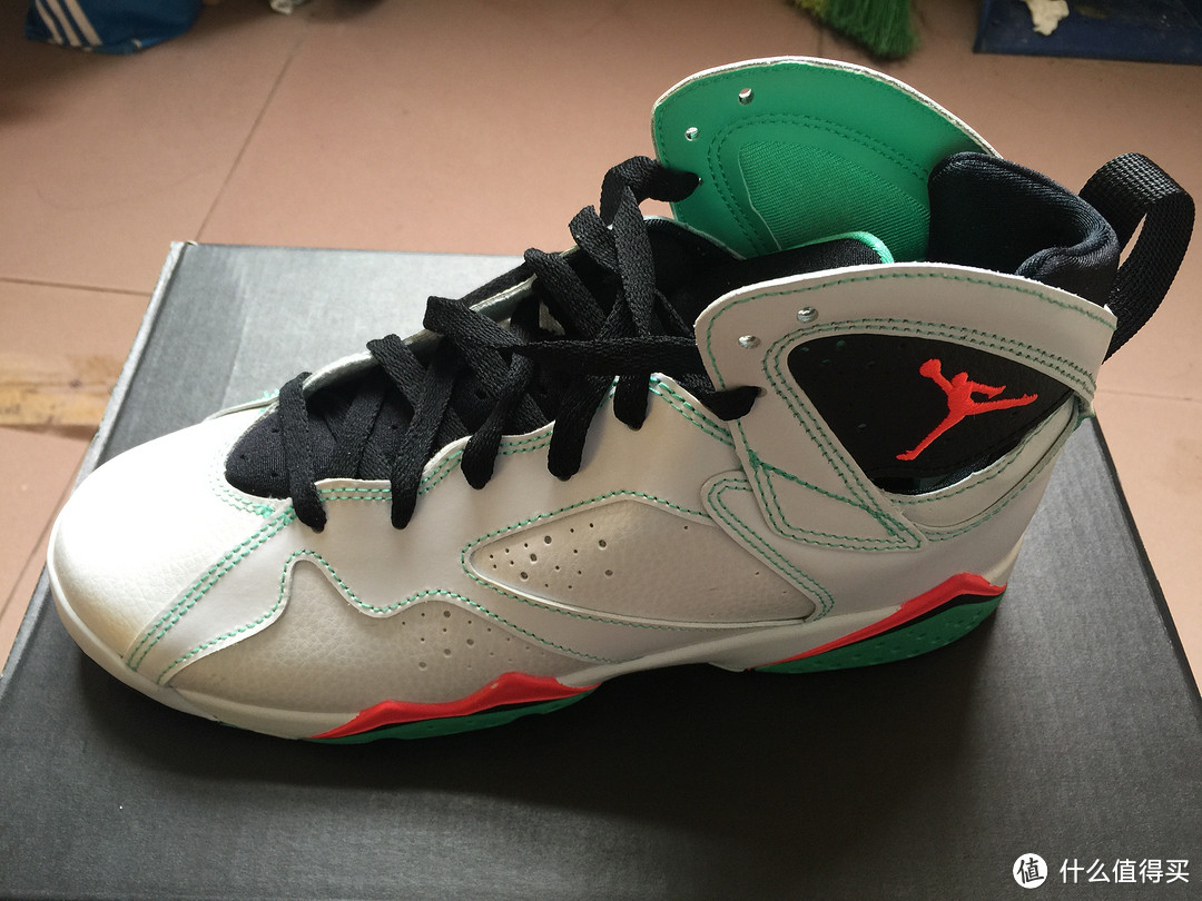 人生的第一双AJ：Air Jordan 7 Retro Verde GS 彩蛋 球鞋