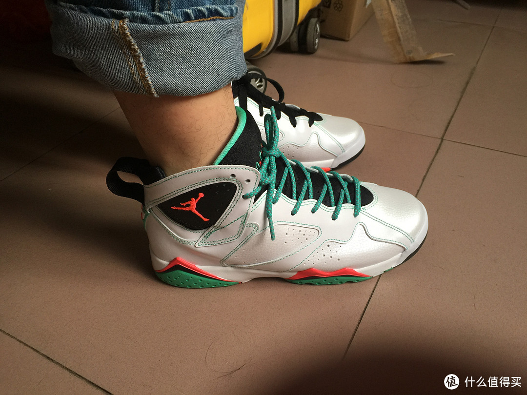 人生的第一双AJ：Air Jordan 7 Retro Verde GS 彩蛋 球鞋