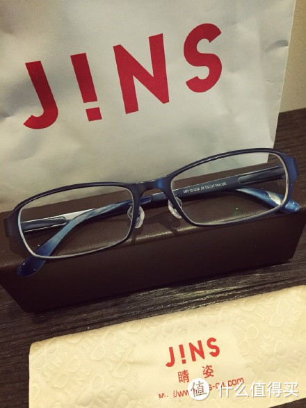 JINS 睛姿 眼镜实体店选购小记