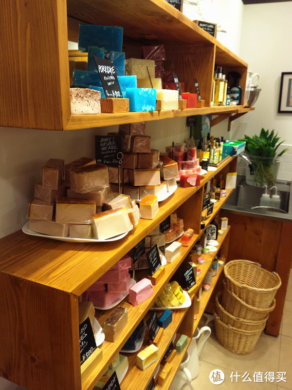 银座SONY大厦、LUSH SPA