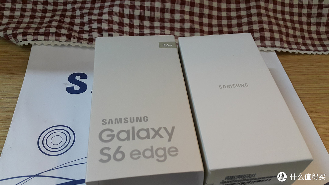 Galaxy S6 Edge包装盒正面