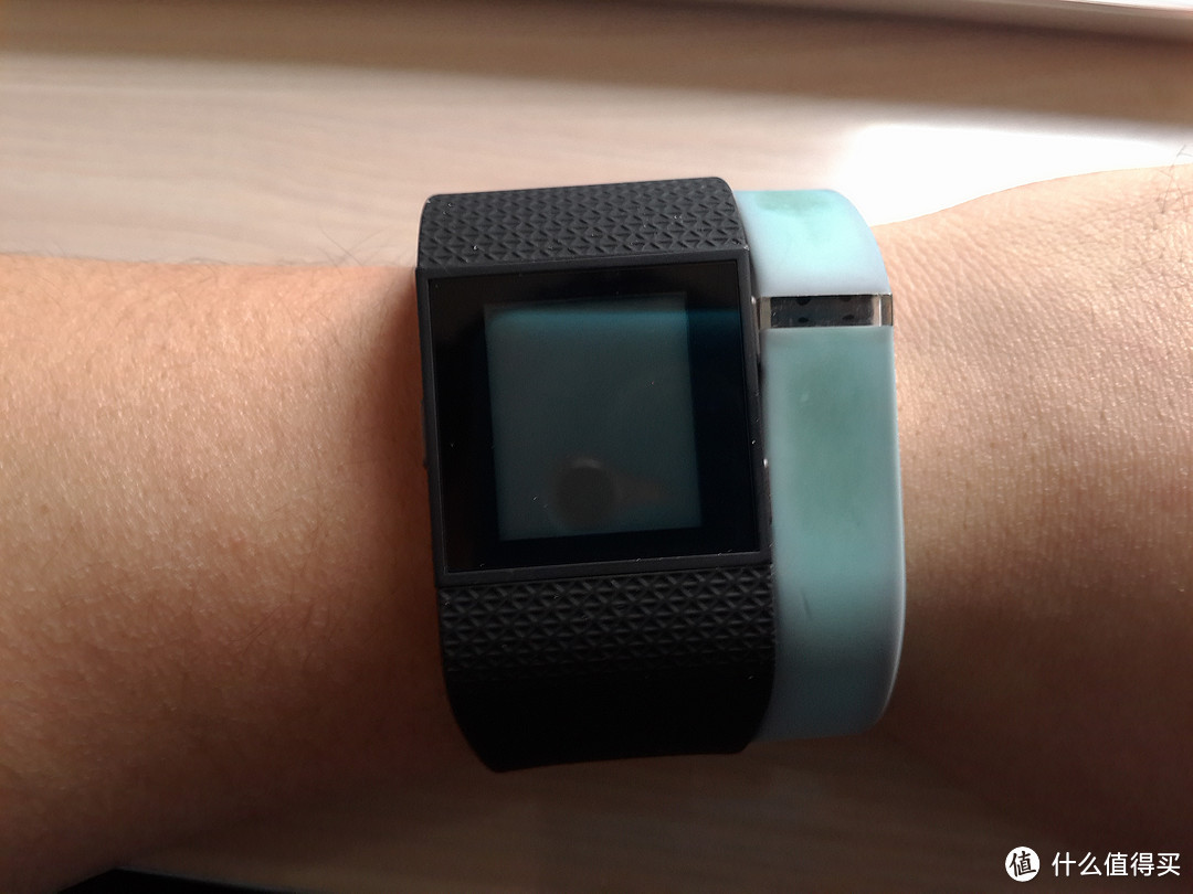 Fitbit Surge 运动手表 开箱体验