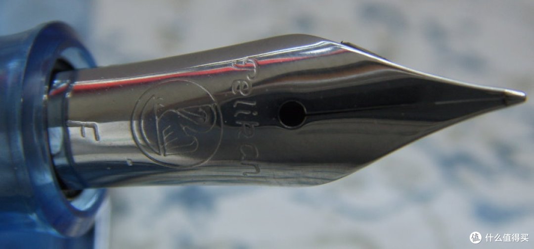 文具控S01E03:说说 Pelikan 百利金M205示范 & M405 蓝杆