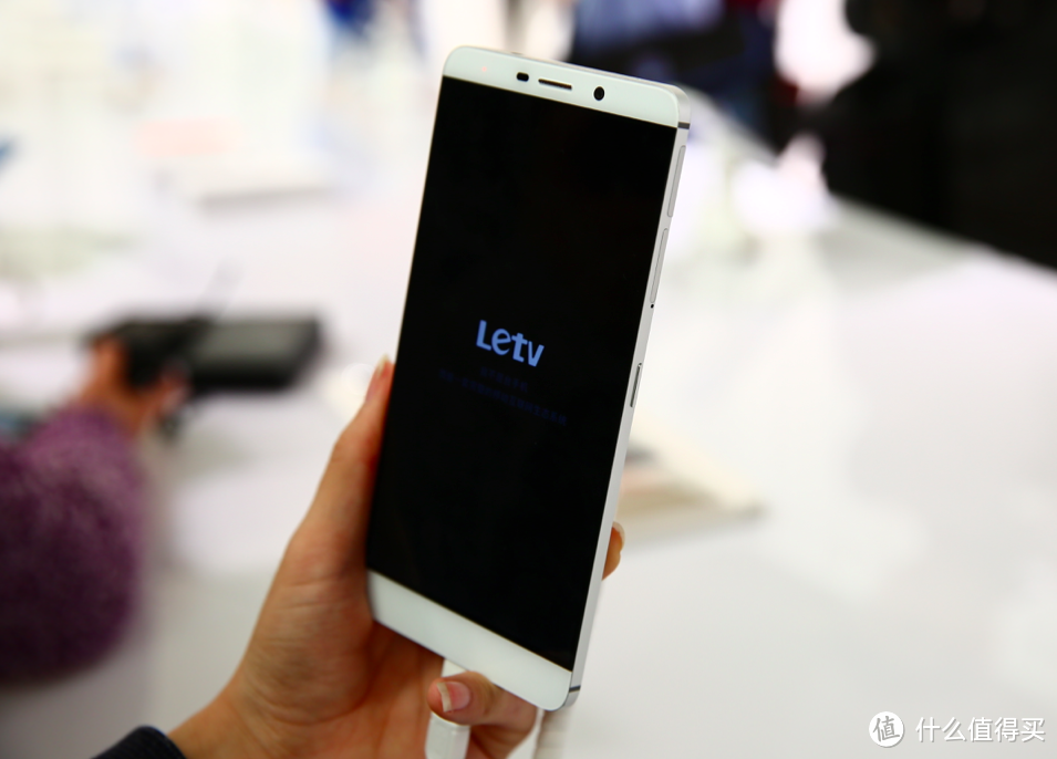 一次三款新机 + 会员定价方式：Letv 乐视 发布 超级手机 1 / 1 Pro、Max