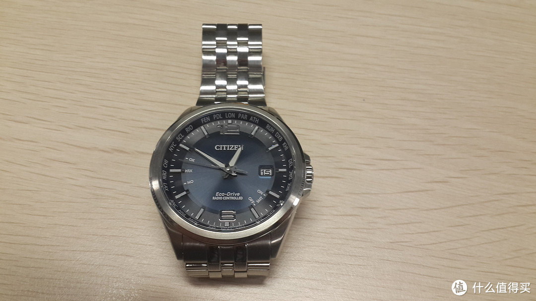 Citizen 西铁城 光动能电波男表 CB0011-77L