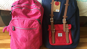 Herschel Supply Co. Little America 双肩包到货，顺手翻个包