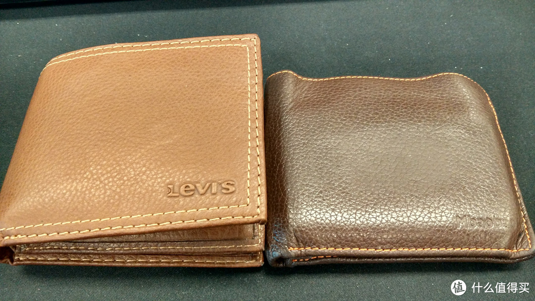 自用送人两相宜：Levi's 李维斯 Extra Capacity Slimfold 男款真皮双折钱包