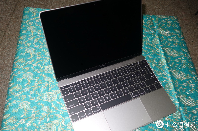满满的期待:Apple 国行12寸Retina屏 Macbook MJY32CH/A 开箱体验
