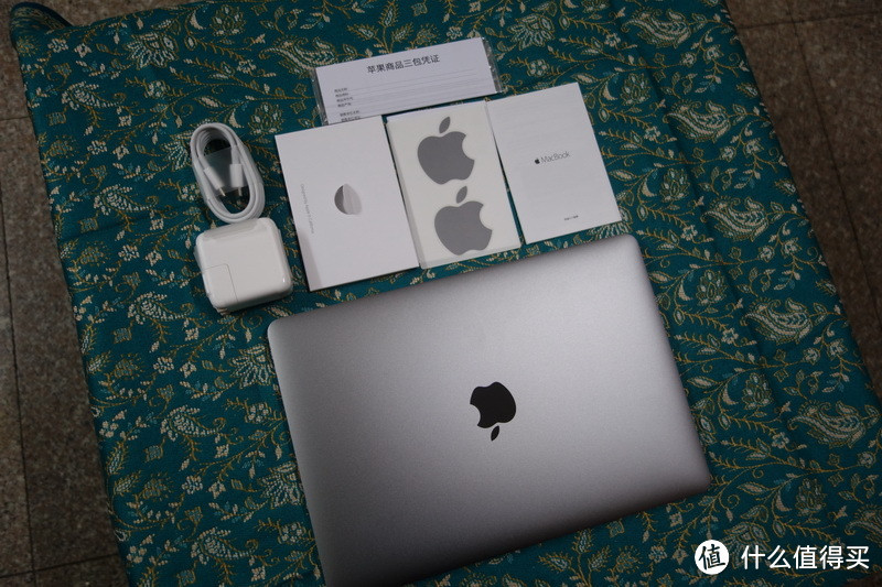 满满的期待：Apple 国行12寸Retina屏 Macbook MJY32CH/A 开箱体验