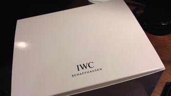 万国 IW371446 男士腕表开箱展示(表带|蝴蝶扣)