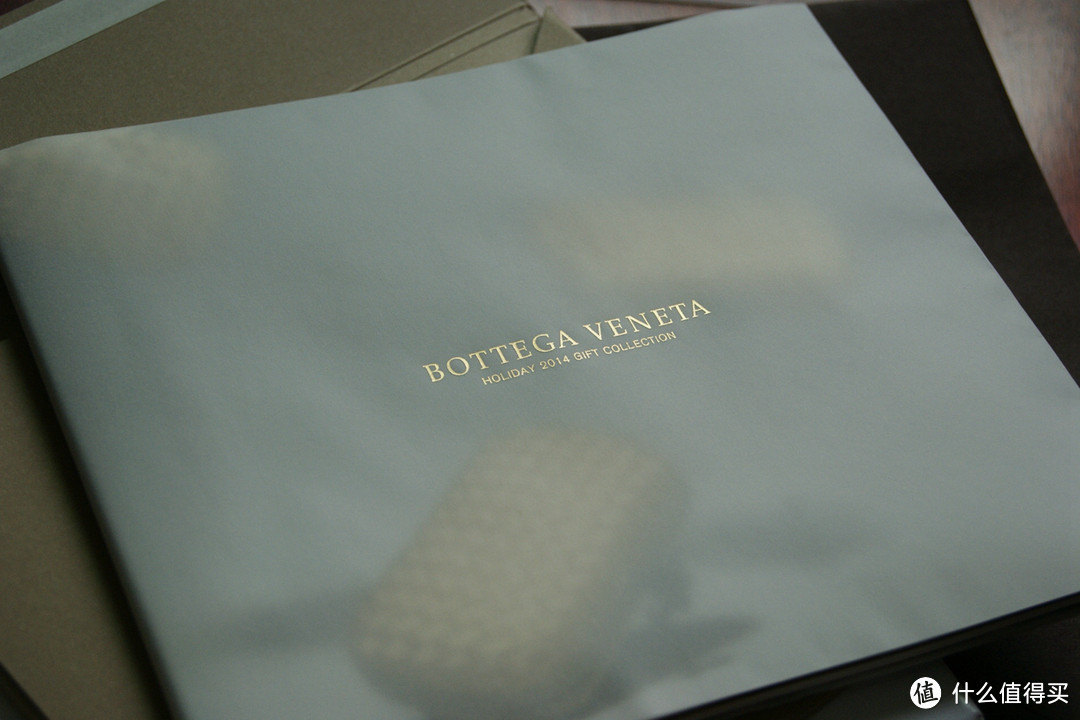 晴空万里：Bottega Veneta 晴空蓝编织麂皮一脚蹬运动休闲鞋