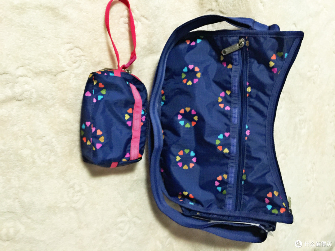 Kipling 凯浦林 Creatvty XL 手包 & LeSportsac 乐播诗 Classic Hobo 单肩包