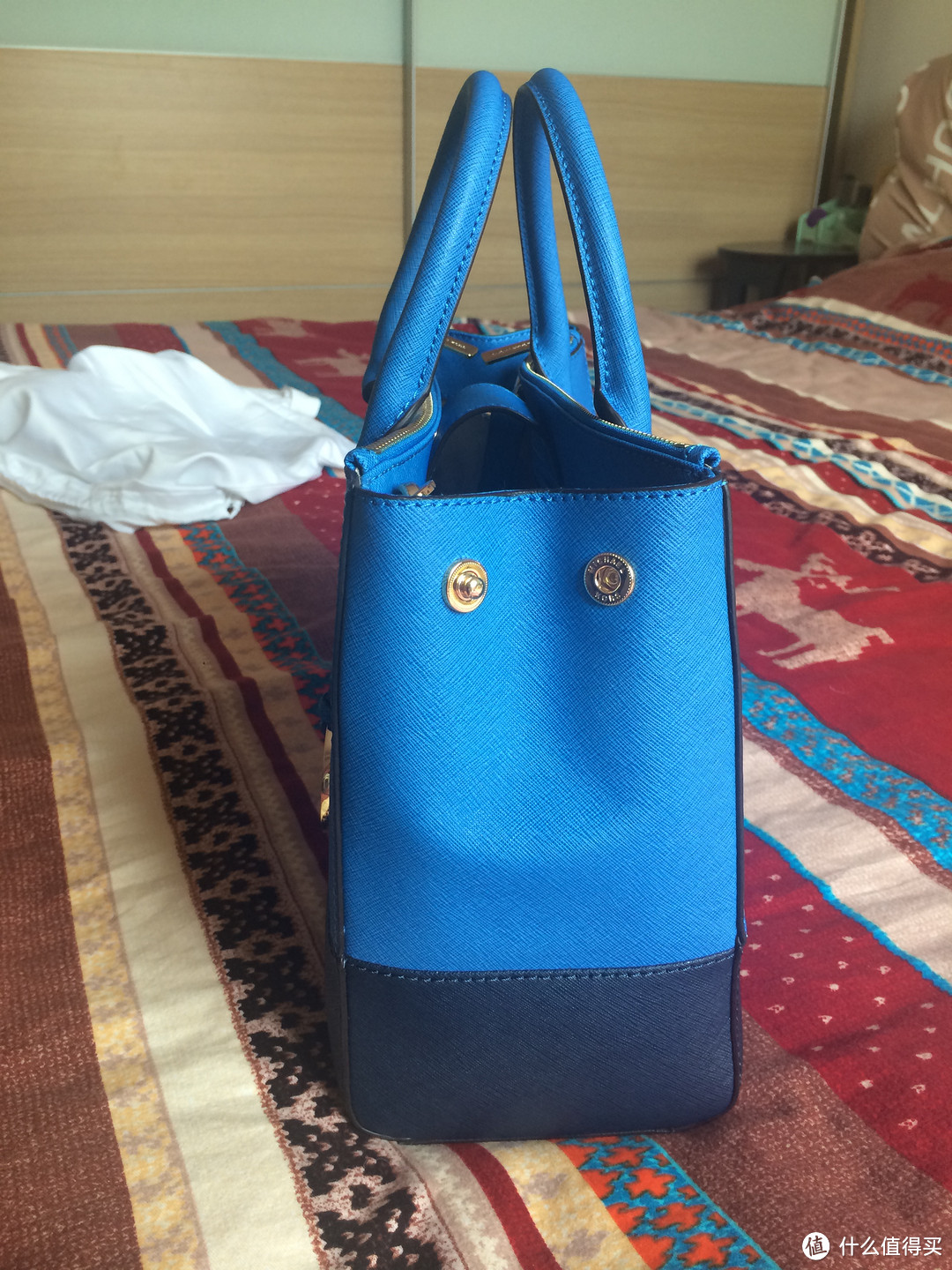 买你怎么那么难：MICHAEL Michael Kors Sutton Medium Colorblock Satchel 蓝黑拼色杀手包中号