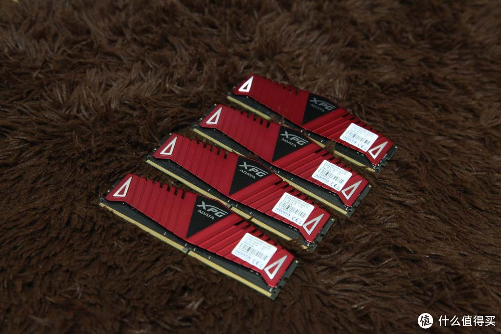 入手 ADATA 威刚Z1 DDR4 32GB内存附简单超频测试