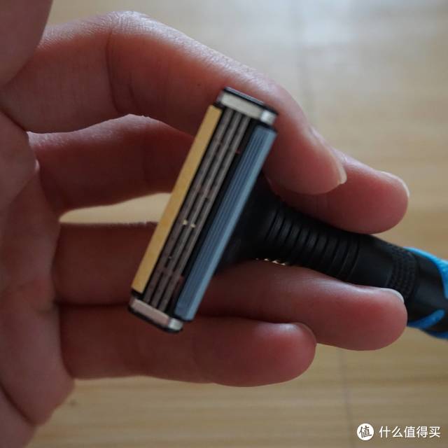 低端手动剃须刀新思路:Gillette 吉列新款威锋3剃须刀