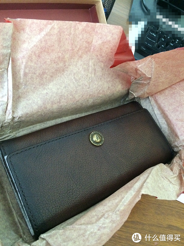 新买了钱包，却发现穷的填不满：Frye Melissa Snap Wallet Taupe Antique Soft Full Grain 钱包
