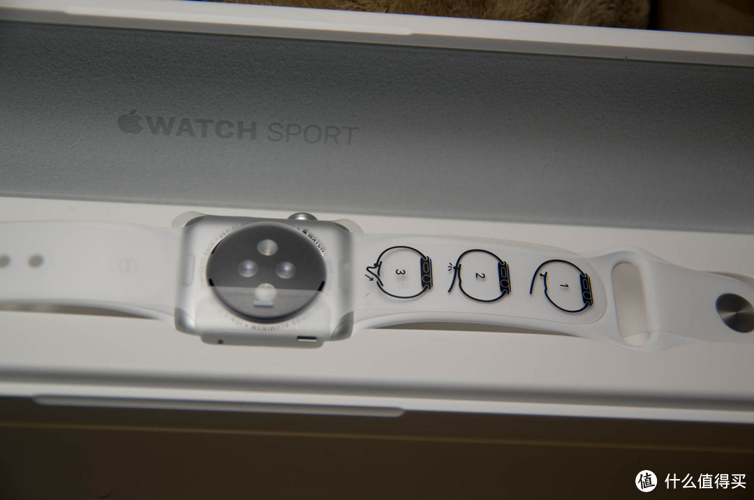 Apple Watch 38mm运动白 开箱简单体验
