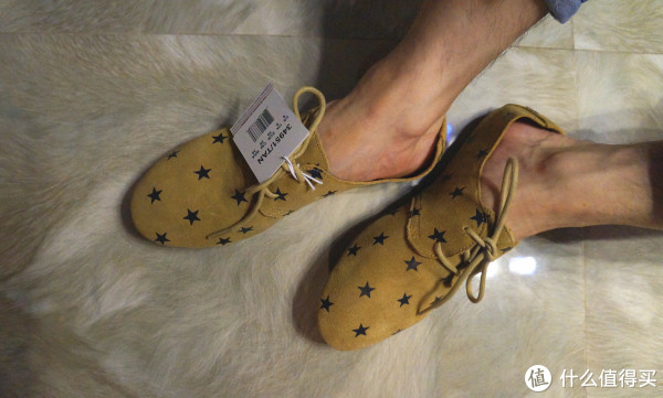 小脚老公不走平凡路:女鞋男穿他最强!