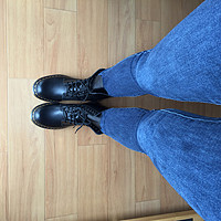 硬&压脚背：Dr. Martens 1490 女款10孔马丁靴